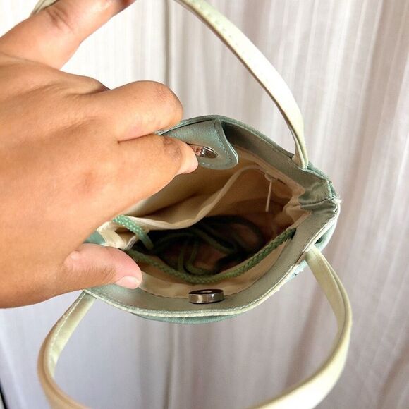 Vintage | Women’s | Bags | One Size | Green Beaded Floral Mini Bag - Picture 3 of 6